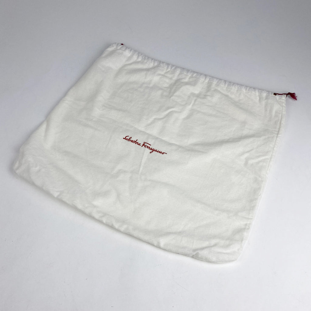 サルヴァトーレフェラガモ ロゴ ショルダーバッグ 肩掛け ショルダーバッグ レザー ブラック レディース 【中古】brbag