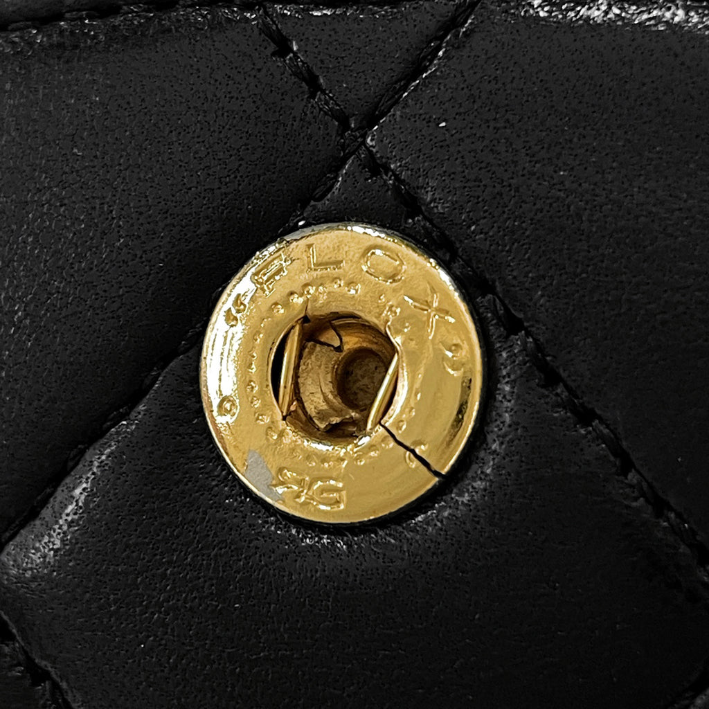 シャネル マトラッセ Wフラップ チェーン ショルダーバッグ ココマーク ショルダーバッグ レザー ブラック A01112 レディース 【中古】brbag