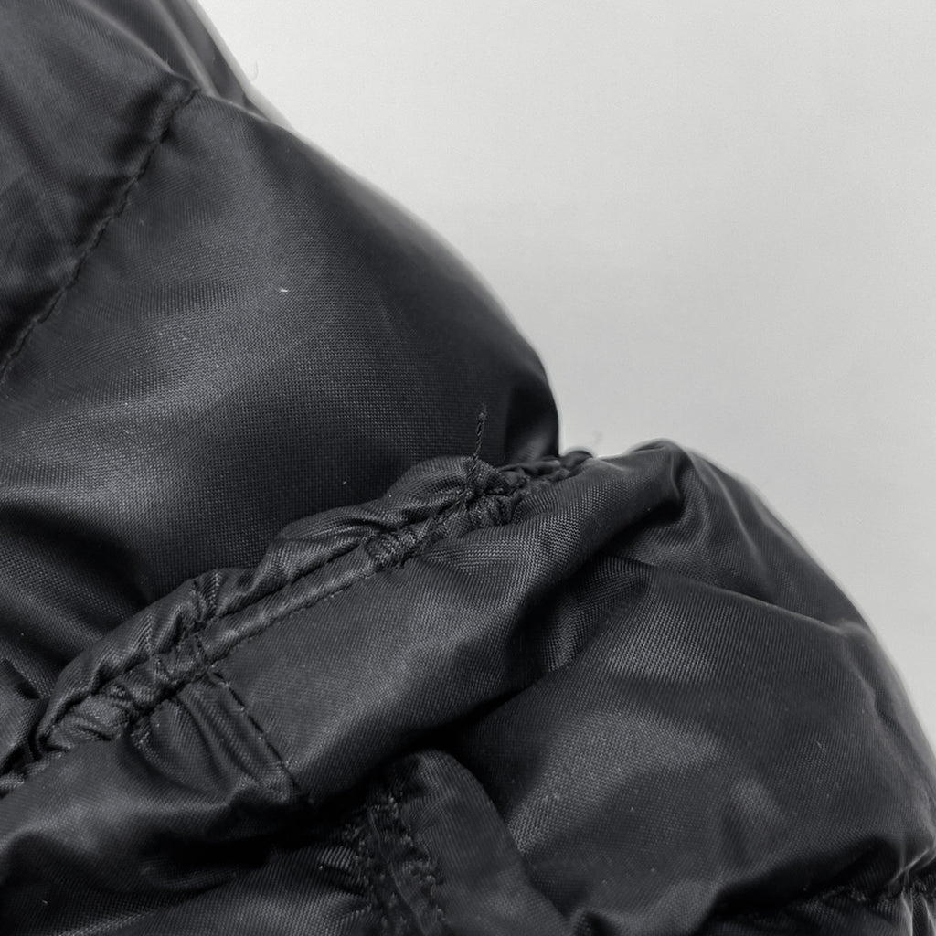 モンクレール Raie ショートダウンジャケット ライエ スリムフィット アウター ダウンジャケット ブラック レディース 【中古】brapp