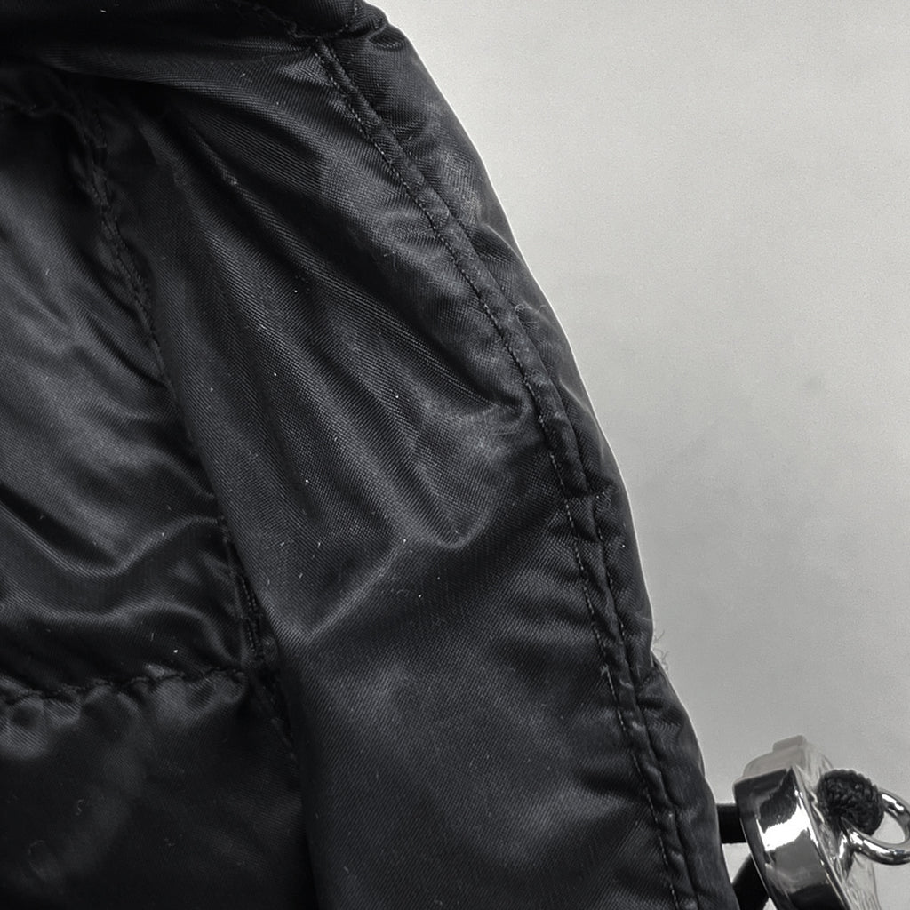 モンクレール Raie ショートダウンジャケット ライエ スリムフィット アウター ダウンジャケット ブラック レディース 【中古】brapp