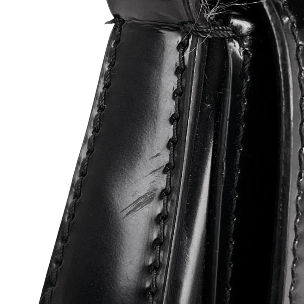 プラダ クレオ ショルダーバッグ 斜め掛け ロゴプレート ショルダーバッグ レザー ネロ(ブラック) 1BD316 レディース 【中古】brbag