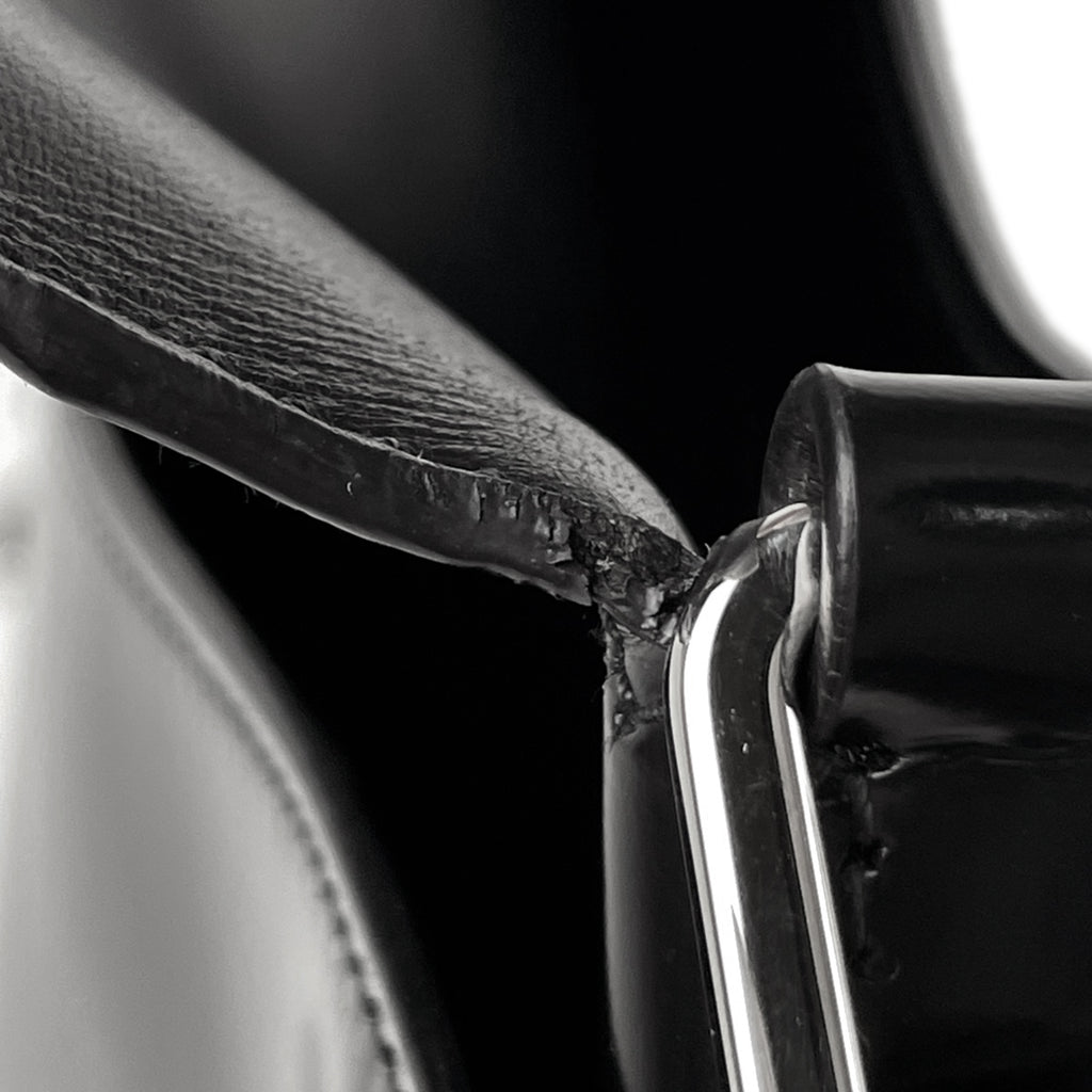 プラダ クレオ ショルダーバッグ 斜め掛け ロゴプレート ショルダーバッグ レザー ネロ(ブラック) 1BD316 レディース 【中古】brbag