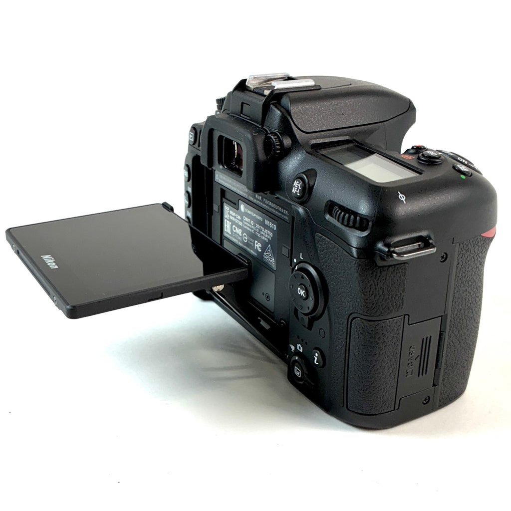 ニコン Nikon D7500 18-140 VR レンズキット デジタル 一眼レフカメラ 【中古】cambb