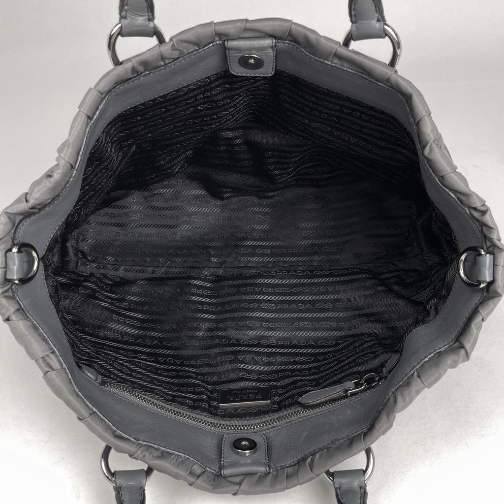 プラダ ロゴ ハンドバッグ 2WAY ショルダーバッグ ギャザー ハンドバッグ ナイロン グレー BN1496 レディース 【中古】brbag