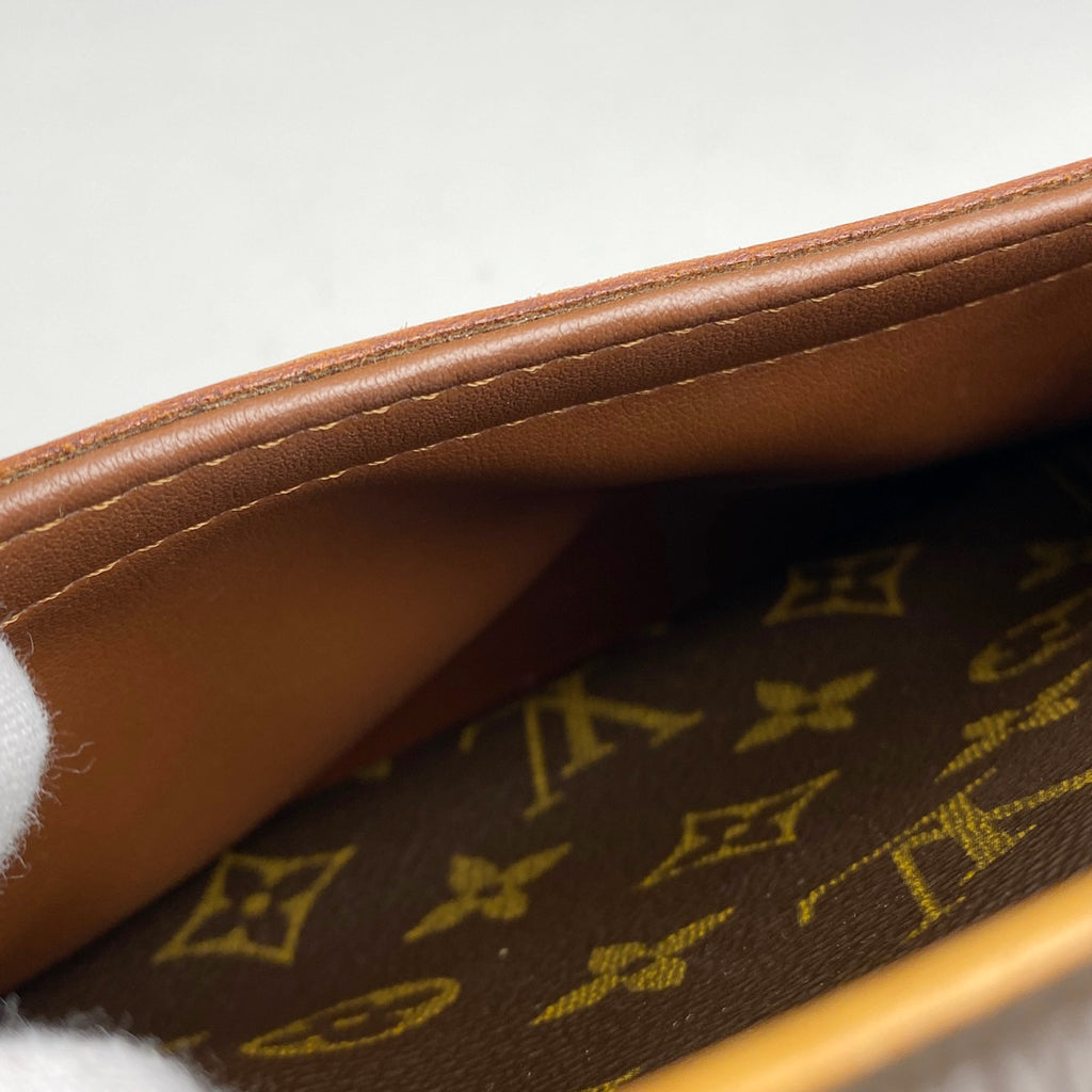 ルイ・ヴィトン ブロワ 斜め掛け ショルダーバッグ モノグラム ブラウン M51221 レディース 【中古】brbag