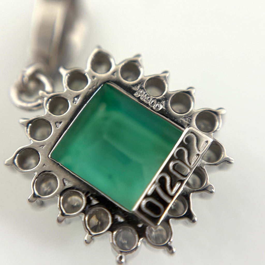 エメラルド ペンダントトップ プラチナ メレダイヤ ペンダントトップ