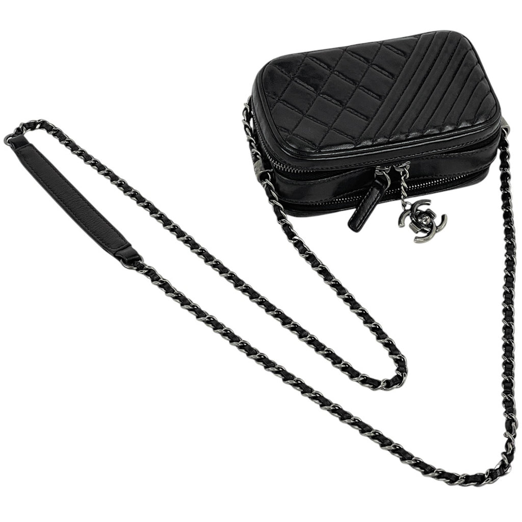 シャネル ココボーイ チェーン ショルダーバッグ マトラッセ カメラバッグ ショルダーバッグ レザー ブラック レディース 【中古】brbag