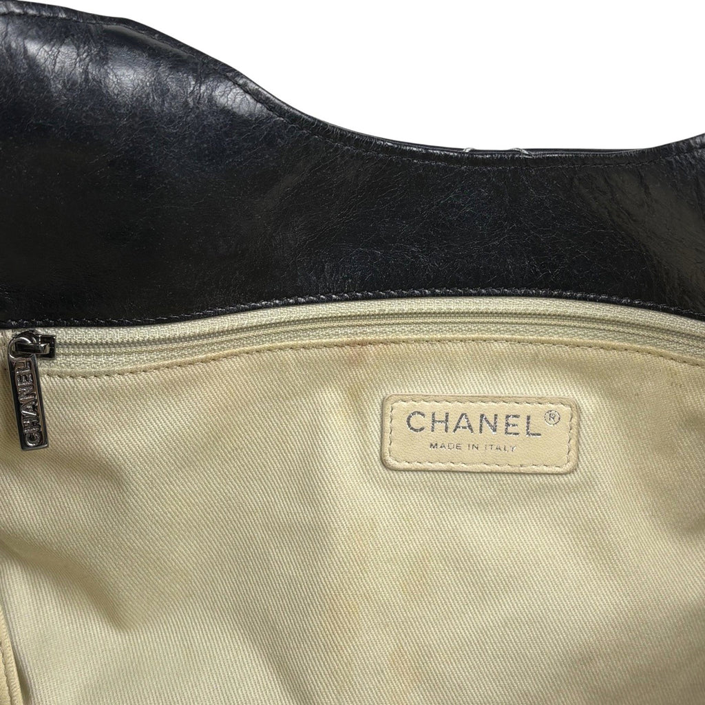 シャネル ワイルドステッチ ショルダーバッグ レザー ブラック レディース 中古 brbag
