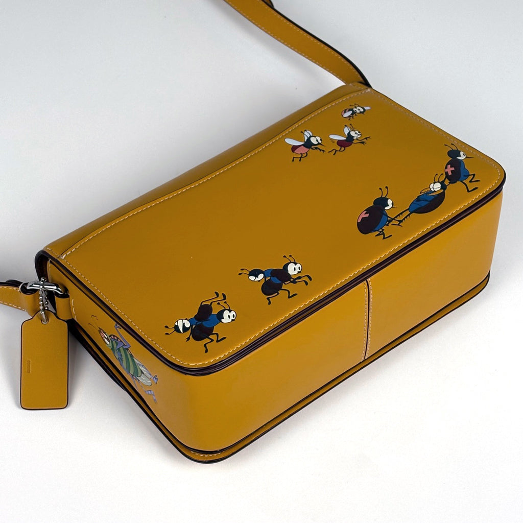 コーチ ストゥディオ ショルダーバッグ ミッキーマウス アンド バグ ディズニー ショルダーバッグ レザー イエロー CH467 レディース 【中古】brbag