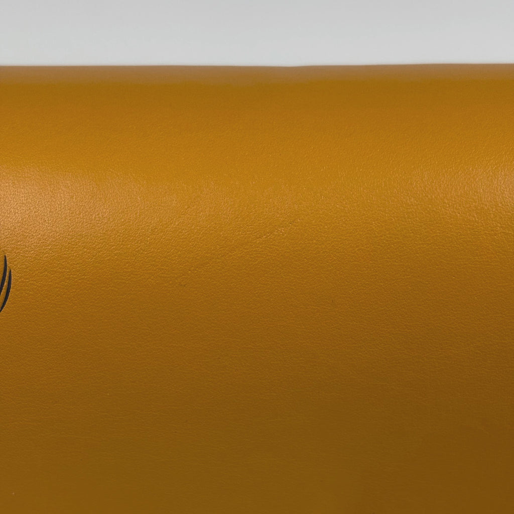 コーチ ストゥディオ ショルダーバッグ ミッキーマウス アンド バグ ディズニー ショルダーバッグ レザー イエロー CH467 レディース 【中古】brbag