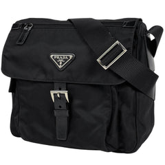 プラダ ロゴプレート ショルダーバッグ 肩掛け 斜め掛け ショルダーバッグ ナイロン ネロ(ブラック) レディース 【中古】brbag