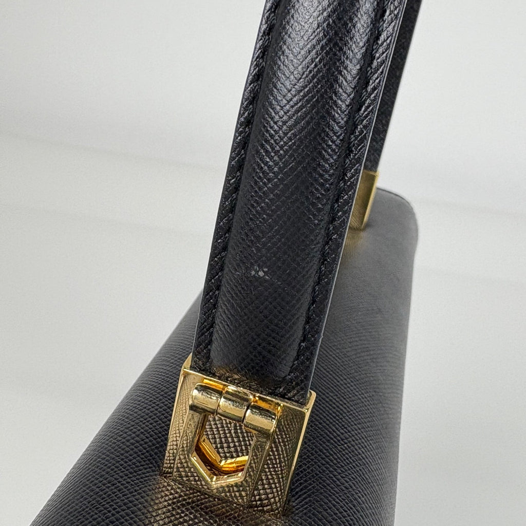 サルヴァトーレフェラガモ ガンチーニ ハンドバッグ 2WAY ショルダーバッグ ハンドバッグ レザー ブラック レディース 【中古】brbag