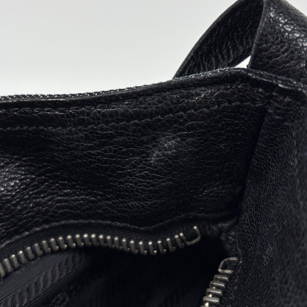 プラダ ロゴプレート ショルダーバッグ 斜め掛け ショルダーバッグ キャンバス ネイビー ブラック レディース 【中古】brbag