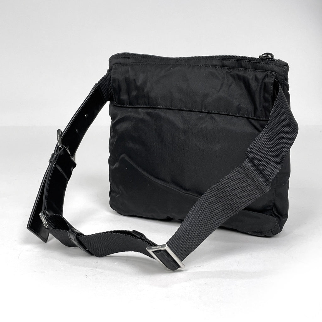 プラダ ロゴプレート ショルダーバッグ ウエストバッグ ボディバッグ ナイロン ネロ(ブラック) レディース 【中古】brbag