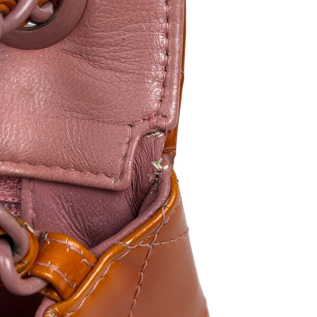 シャネル ココマーク チェーン ショルダーバッグ エナメル マトラッセ シングルフラップ ショルダーバッグ パテントレザー オレンジ レディース 【中古】brbag