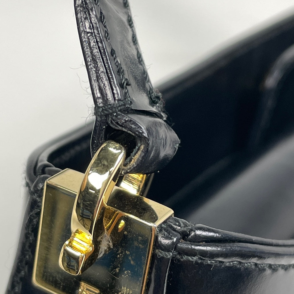 サルヴァトーレフェラガモ ガンチーニ ショルダーバッグ ワンショルダー ハンドバッグ ショルダーバッグ レザー ブラック レディース 【中古】brbag