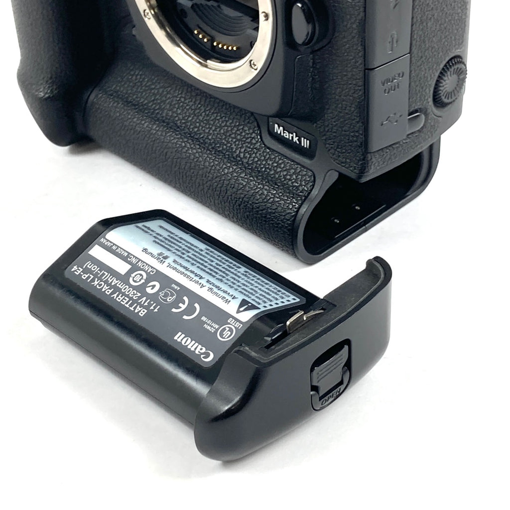 キヤノン Canon EOS-1D Mark III ボディ デジタル 一眼レフカメラ 【中古】cambb