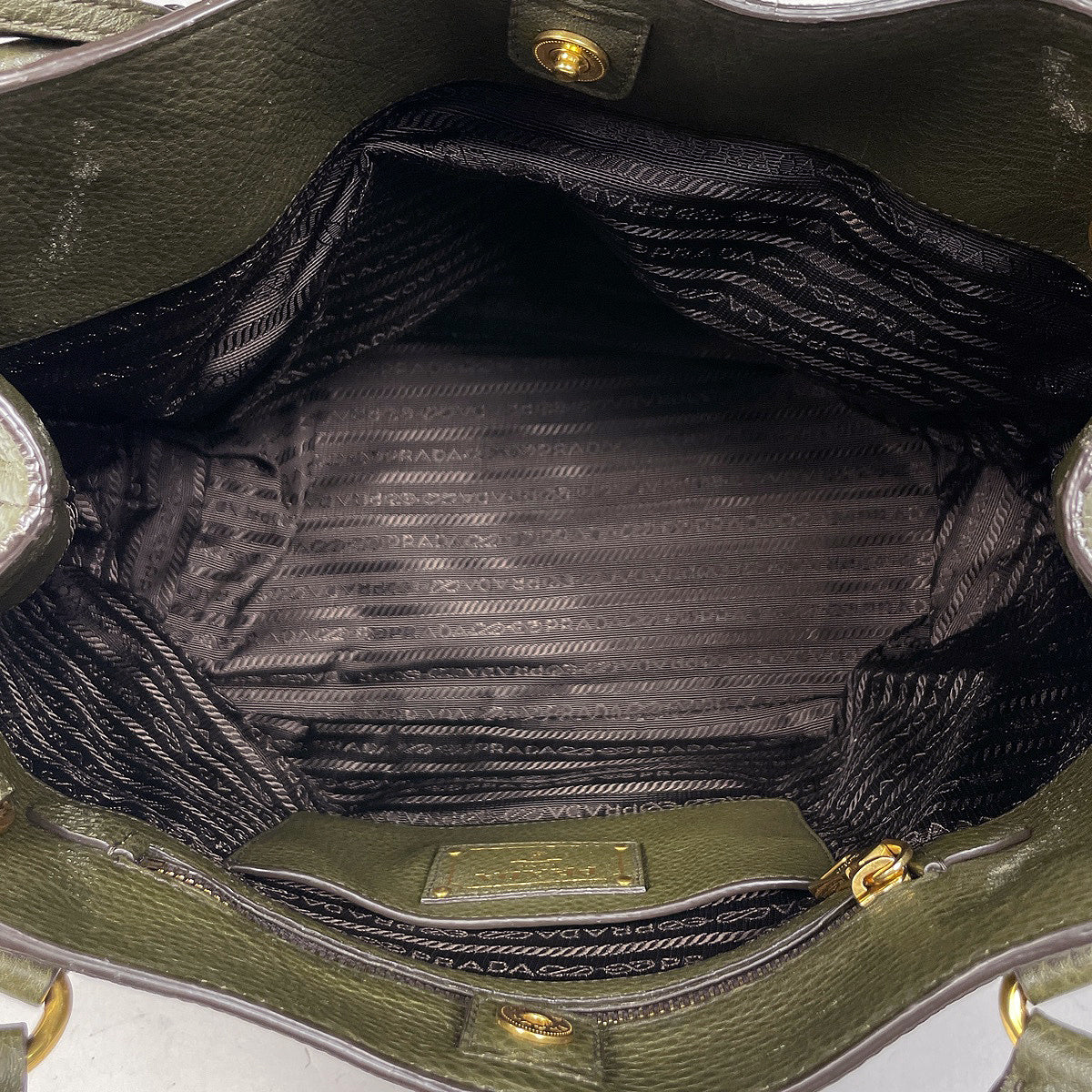 バイセル公式】プラダ ロゴ ハンドバッグ カーキ ハンドバッグ レザー