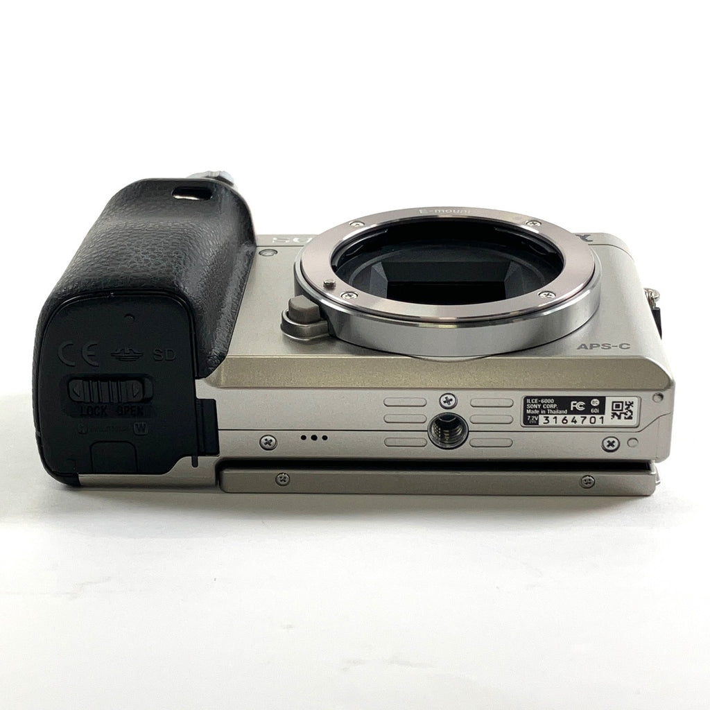 ソニー SONY α6000 パワーズームレンズキット ILCE-6000L S シルバー デジタル ミラーレス 一眼カメラ 【中古】cambb