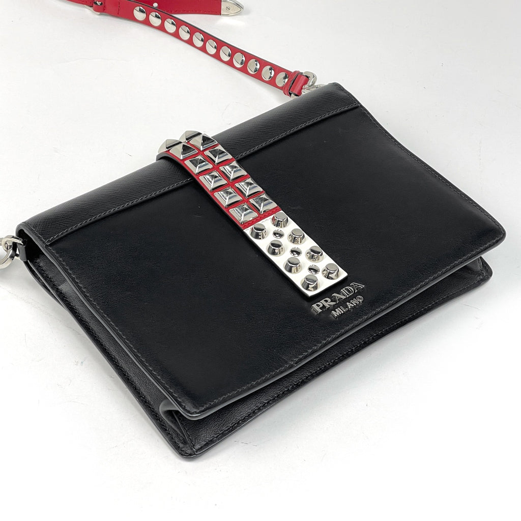 プラダ エレクトラ ショルダーバッグ ロゴ スタッズ ショルダーバッグ レザー ネロ(ブラック) 1BD120 レディース 【中古】brbag