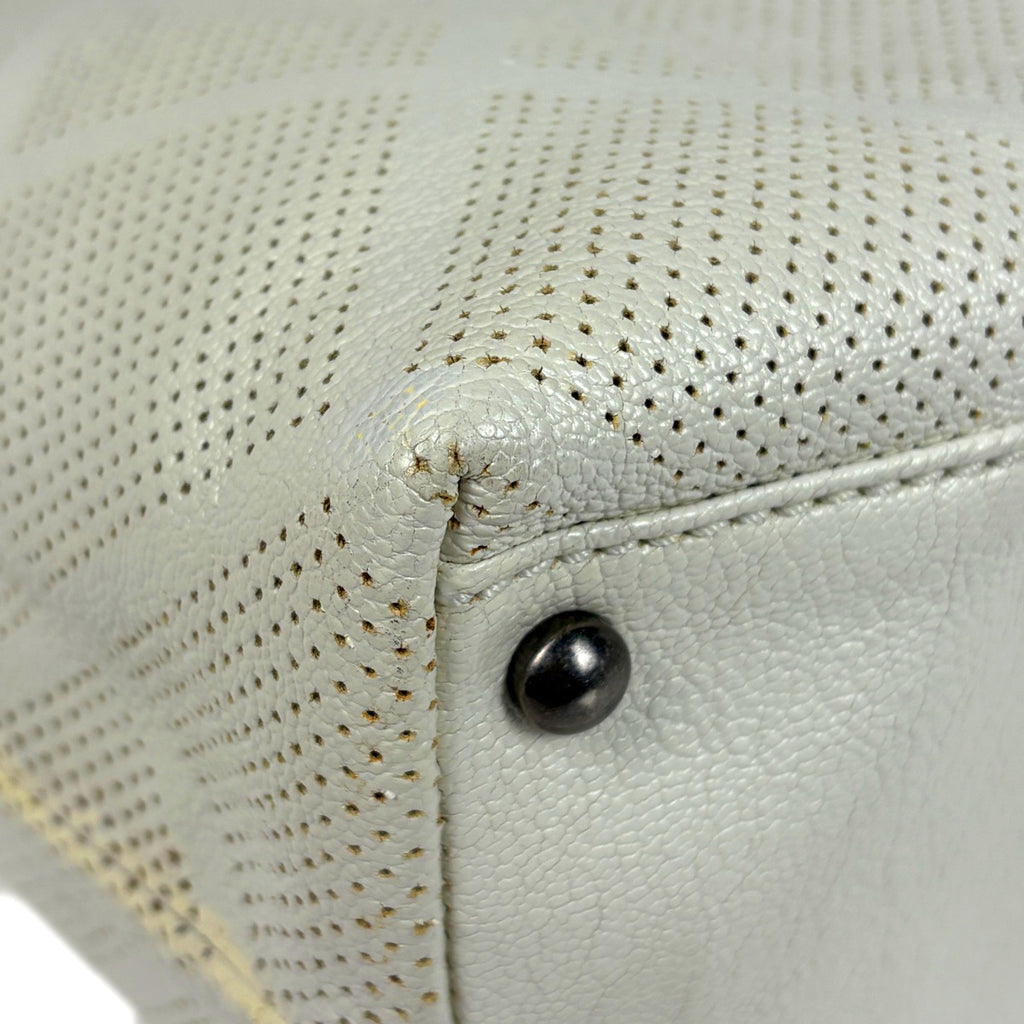 シャネル ココマーク トートバッグ パンチング ハンドバッグ トートバッグ レザー アイボリー レディース 【中古】brbag