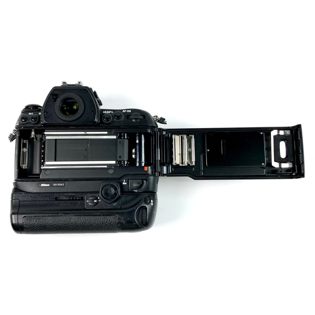 ニコン Nikon F6 ボディ フィルム オートフォーカス 一眼レフカメラ 【中古】cambb