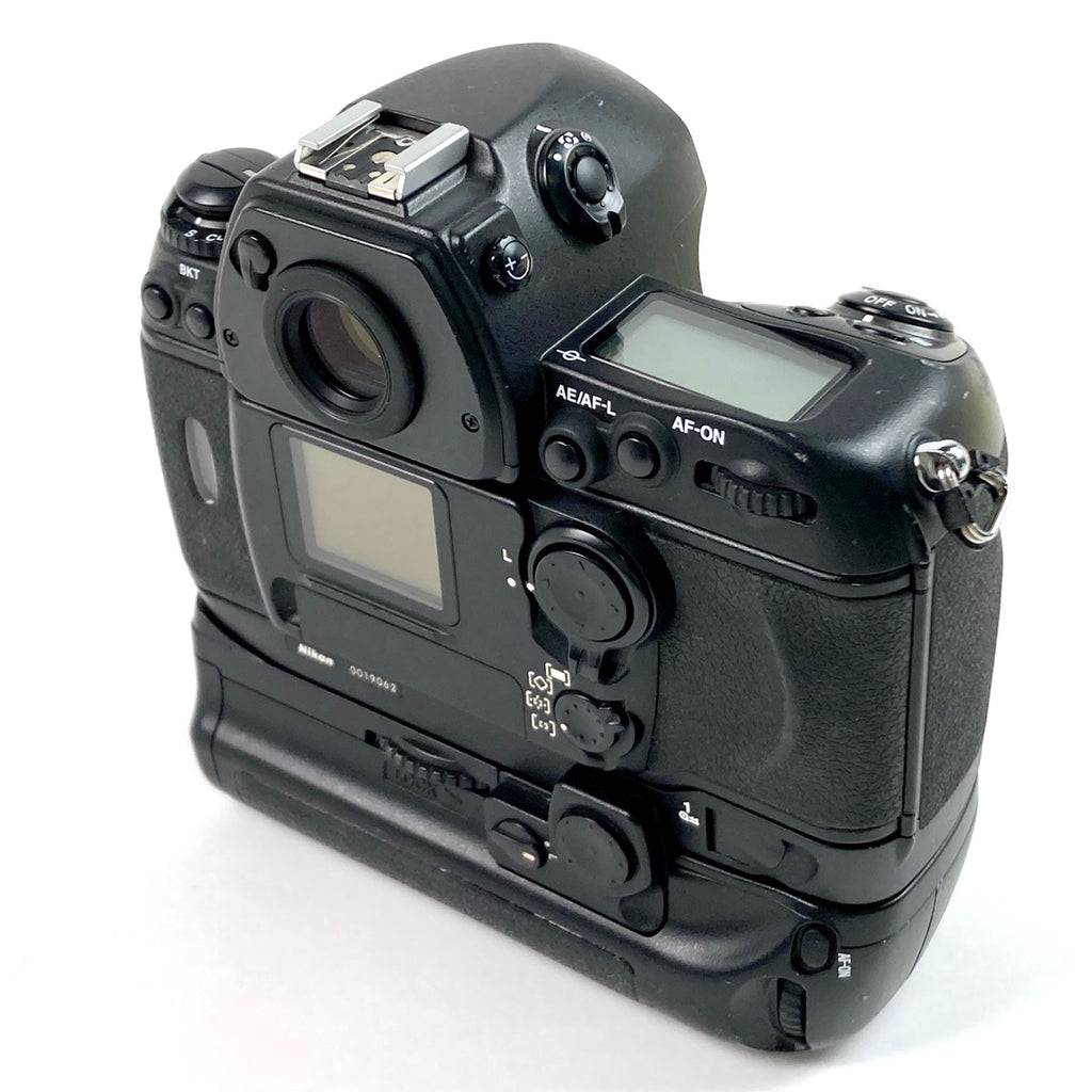 ニコン Nikon F6 ボディ フィルム オートフォーカス 一眼レフカメラ 【中古】cambb