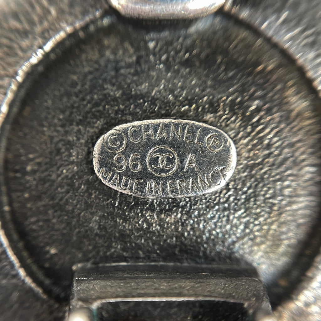 シャネル ロゴ イヤリング コインモチーフ イヤリング シルバーメッキ シルバー レディース 【中古】bracc