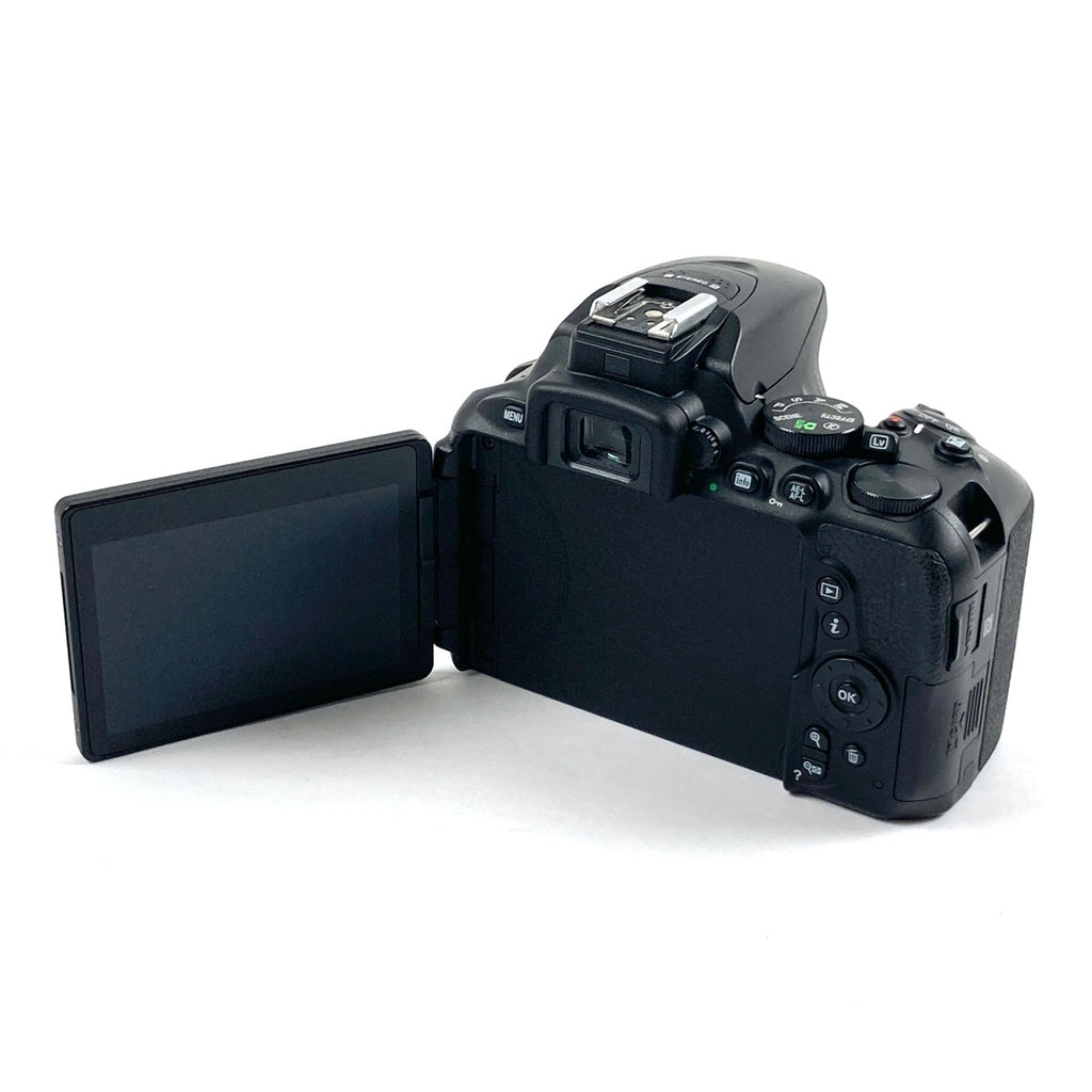 ニコン Nikon D5600 18-55 VR レンズキット デジタル 一眼レフカメラ 【中古】cambb