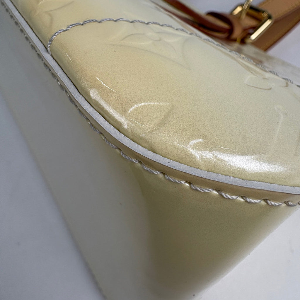 ルイ・ヴィトン ローズウッド アヴェニュー ハンドバッグ エナメル パテント ショルダーバッグ モノグラムヴェルニ ペルル M93508 レディース ブランド品（バッグ・小物） 【中古】brbag