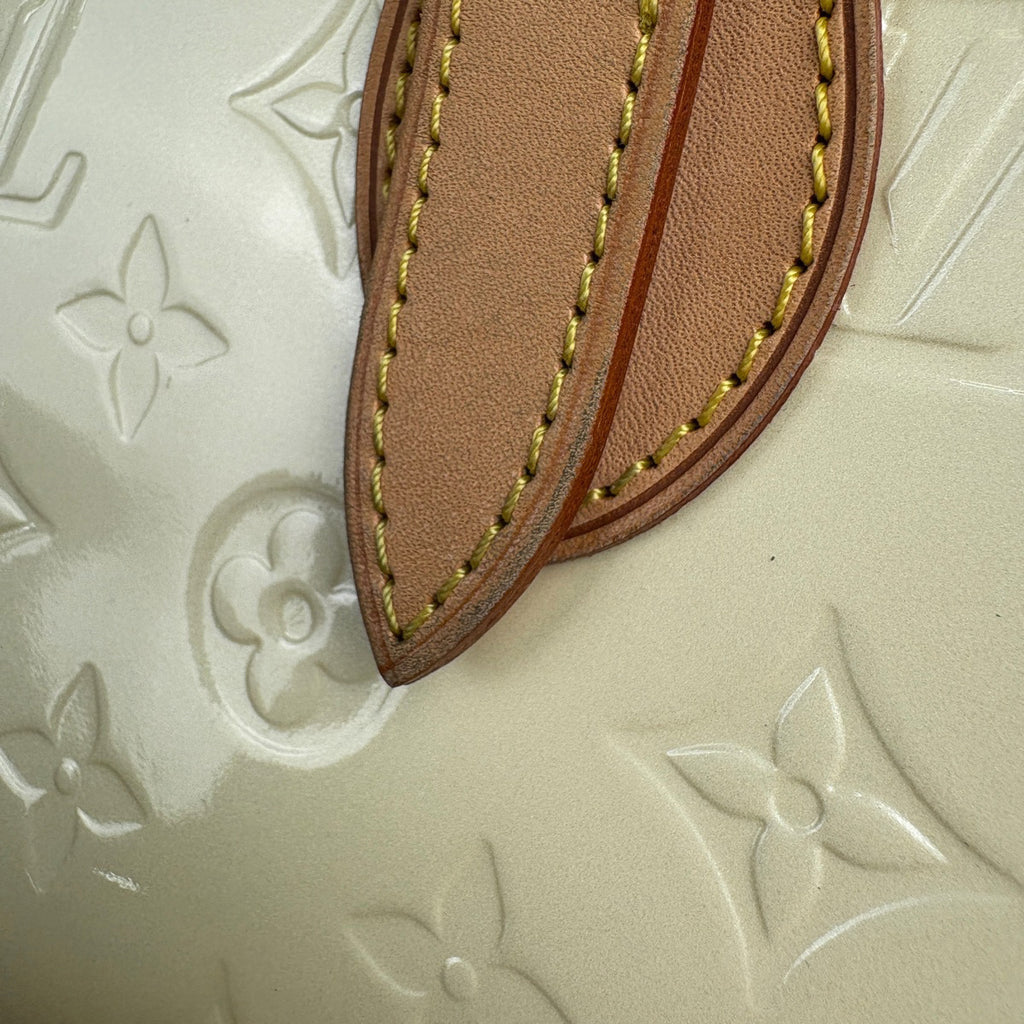 ルイ・ヴィトン ローズウッド アヴェニュー ハンドバッグ エナメル パテント ショルダーバッグ モノグラムヴェルニ ペルル M93508 レディース ブランド品（バッグ・小物） 【中古】brbag