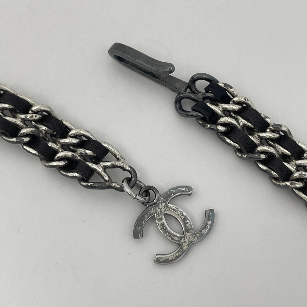 CHANEL クリスタル付きブラックベルト新品お安く出品してる為値下げは✖️ シャネル チェーンベルト 96P刻印 ベルト シルバーメッキ レディース