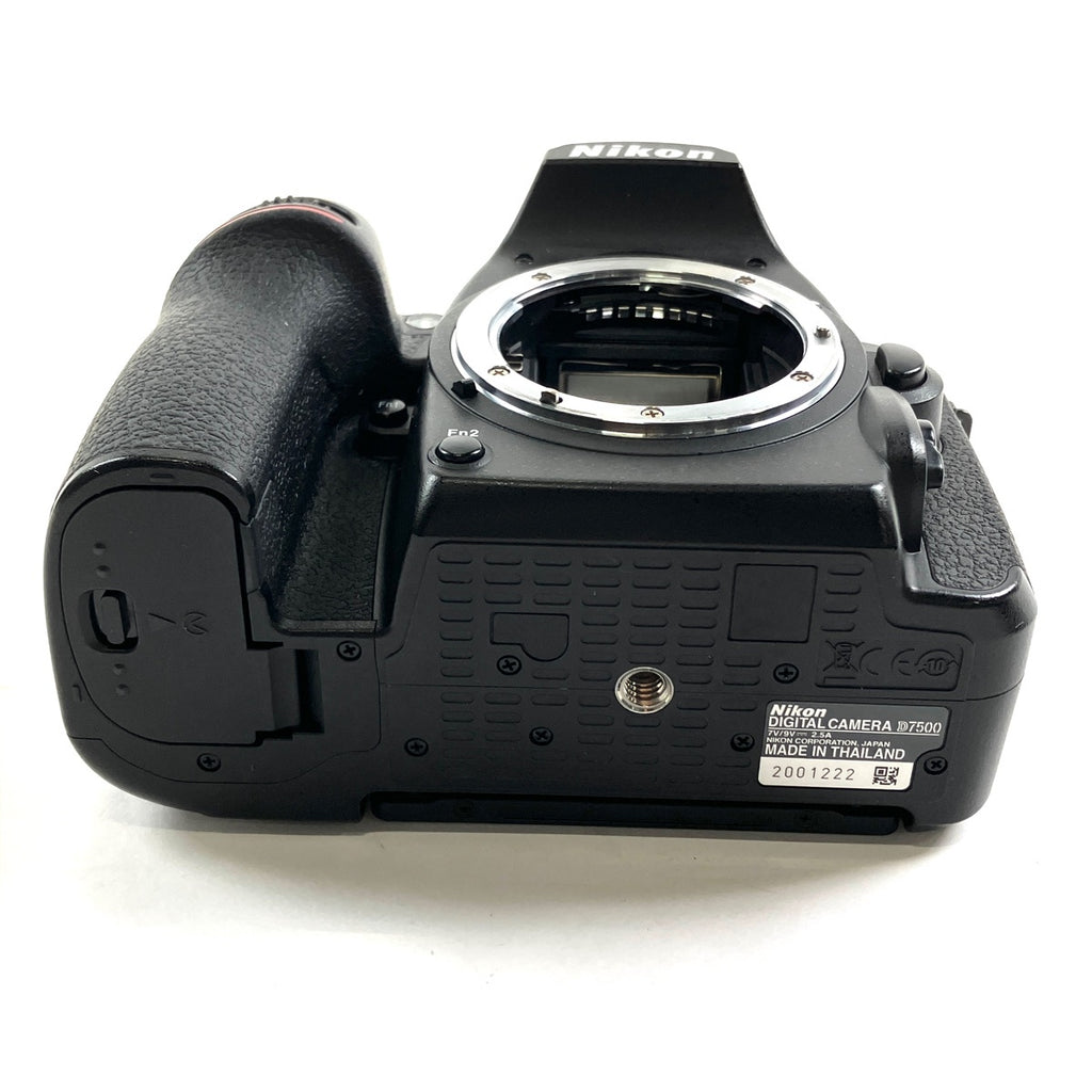 ニコン Nikon D7500 ボディ デジタル 一眼レフカメラ 【中古】cambb