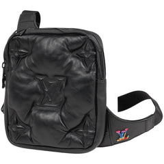 ルイ・ヴィトン アシンメトリカル スリングバッグ ショルダーバッグ ボディバッグ レザー ノワール(ブラック) M68773 メンズ ブランドバッグ・小物 【中古】brbag