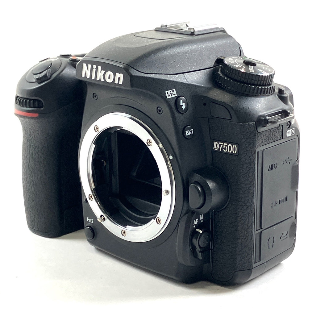 ニコン Nikon D7500 ボディ デジタル 一眼レフカメラ 【中古】cambb