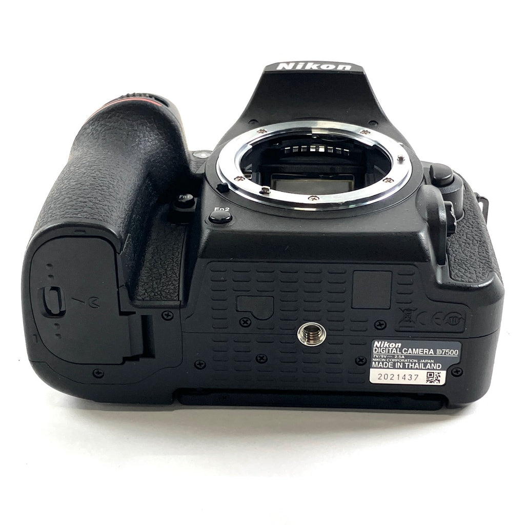 ニコン Nikon D7500 ボディ デジタル 一眼レフカメラ 【中古】cambb