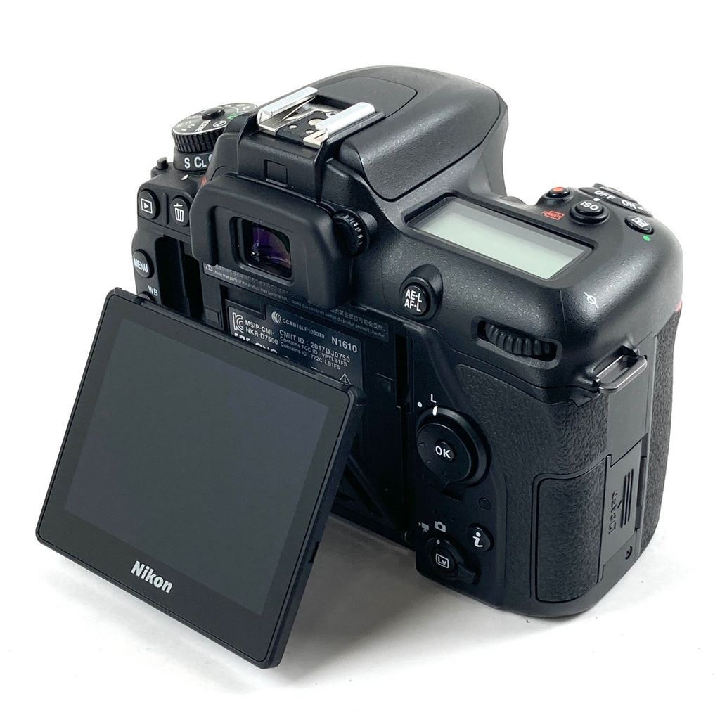 ニコン Nikon D7500 ボディ デジタル 一眼レフカメラ カメラ 【中古】cambb