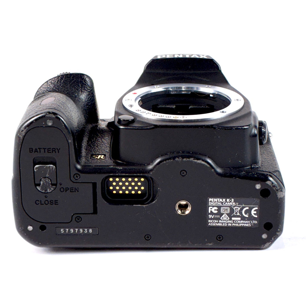 ペンタックス PENTAX K-3 18-135 WR レンズキット デジタル 一眼レフカメラ 【中古】cambb
