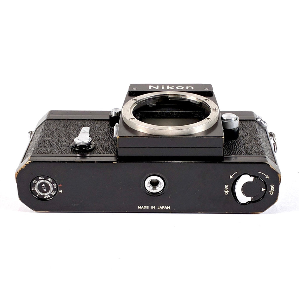 ニコン Nikon F アイレベル ブラック ボディ フィルム マニュアルフォーカス 一眼レフカメラ カメラ 【中古】cambb