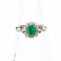 エメラルド デザインリング プラチナ 指輪 メレダイヤ リング 11号 Pt900 エメラルド ダイヤモンド レディース ノンブランドジュエリー 【中古】nbjwl