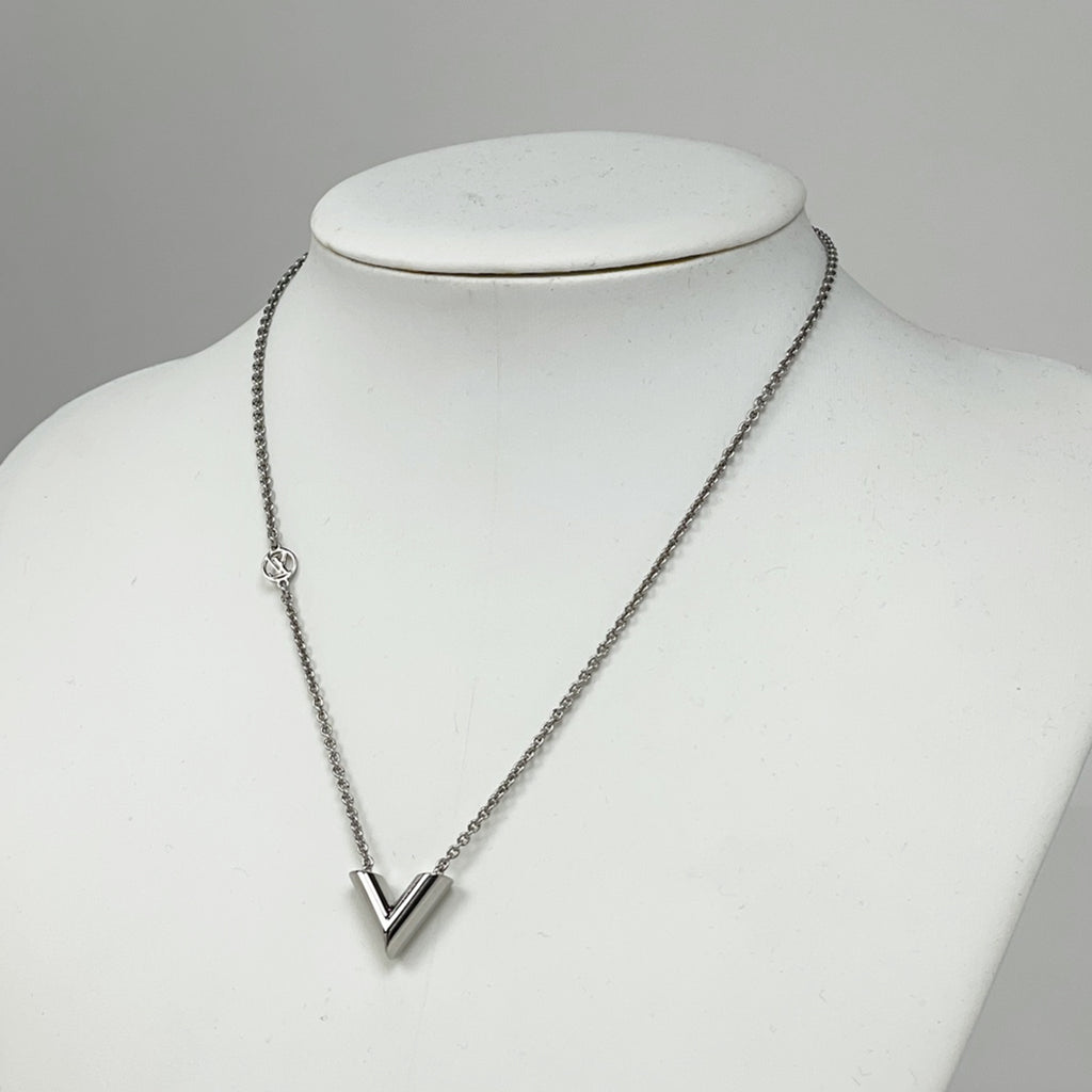 ルイヴィトン エセンシャルV ネックレス シルバー Louis Vuitton エセンシャル V ネックレス ルイヴィトン