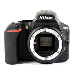 ニコン Nikon D5600 ボディ ［ジャンク品］ デジタル 一眼レフカメラ カメラ 【中古】cambb