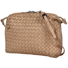 ボッテガヴェネタ イントレチャート ショルダーバッグ 斜め掛け ナッパ ショルダーバッグ レザー ピンク レディース ブランドバッグ・小物 【中古】brbag