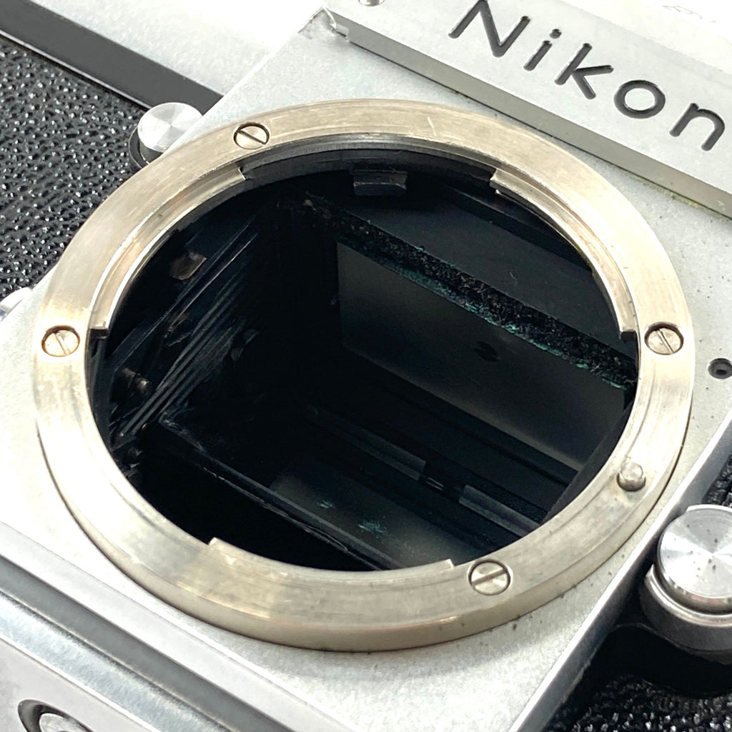 ニコン Nikon F アイレベル シルバー ボディ フィルム マニュアルフォーカス 一眼レフカメラ カメラ 【中古】cambb
