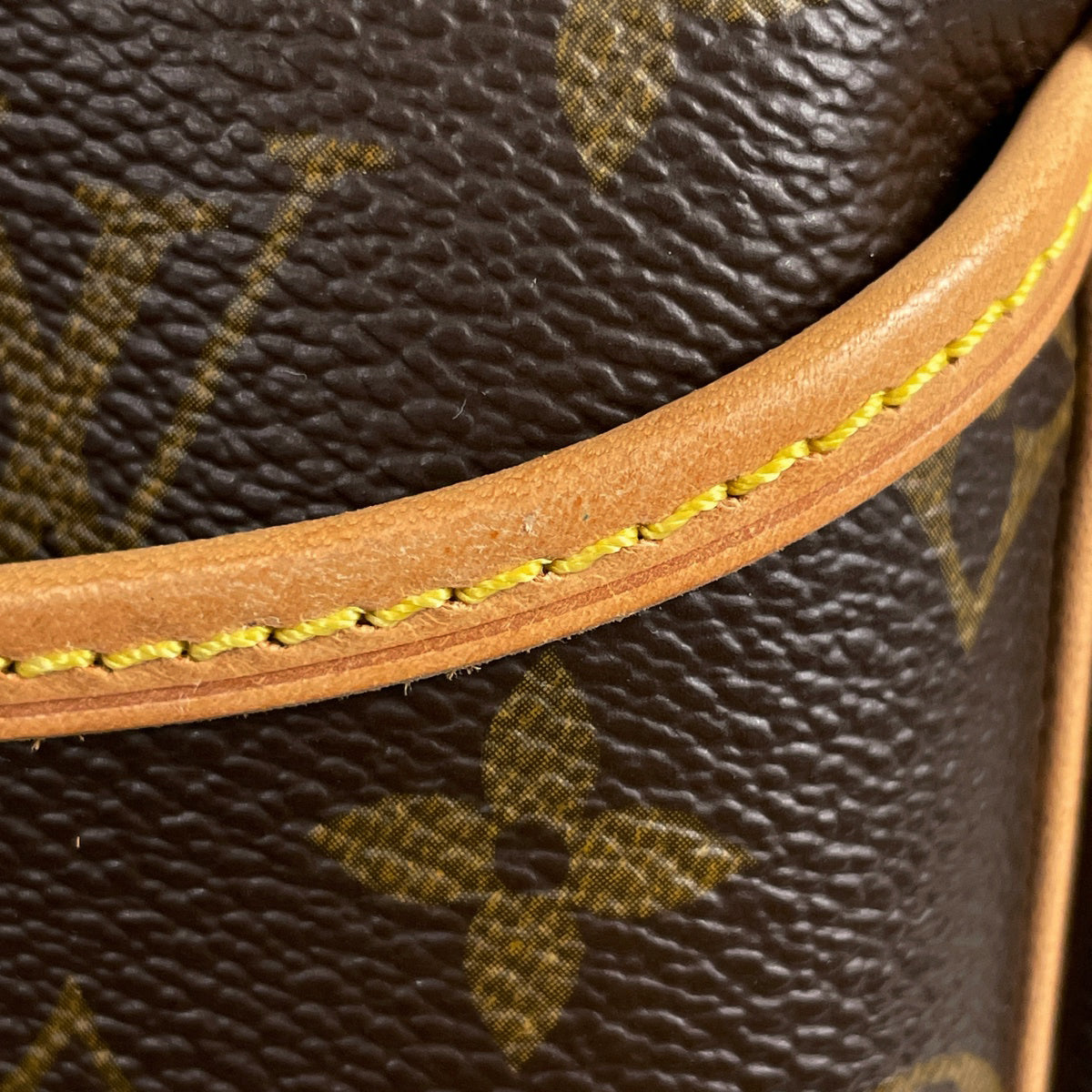 ルイヴィトン モノグラム ドーヴィル ボーリングバニティバッグ ハンドバッグ ルイ・ヴィトン ドーヴィル 手提げ ボーリングヴァニティ ハンドバッグ