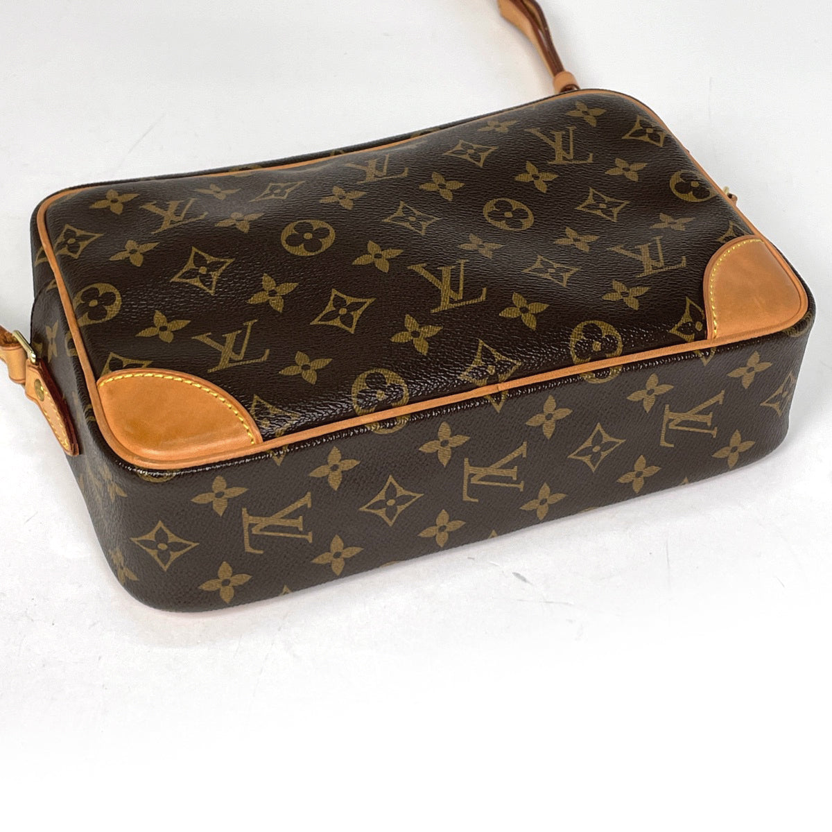 ルイ・ヴィトン トロカデロ 27 斜め掛け ショルダーバッグ モノグラム