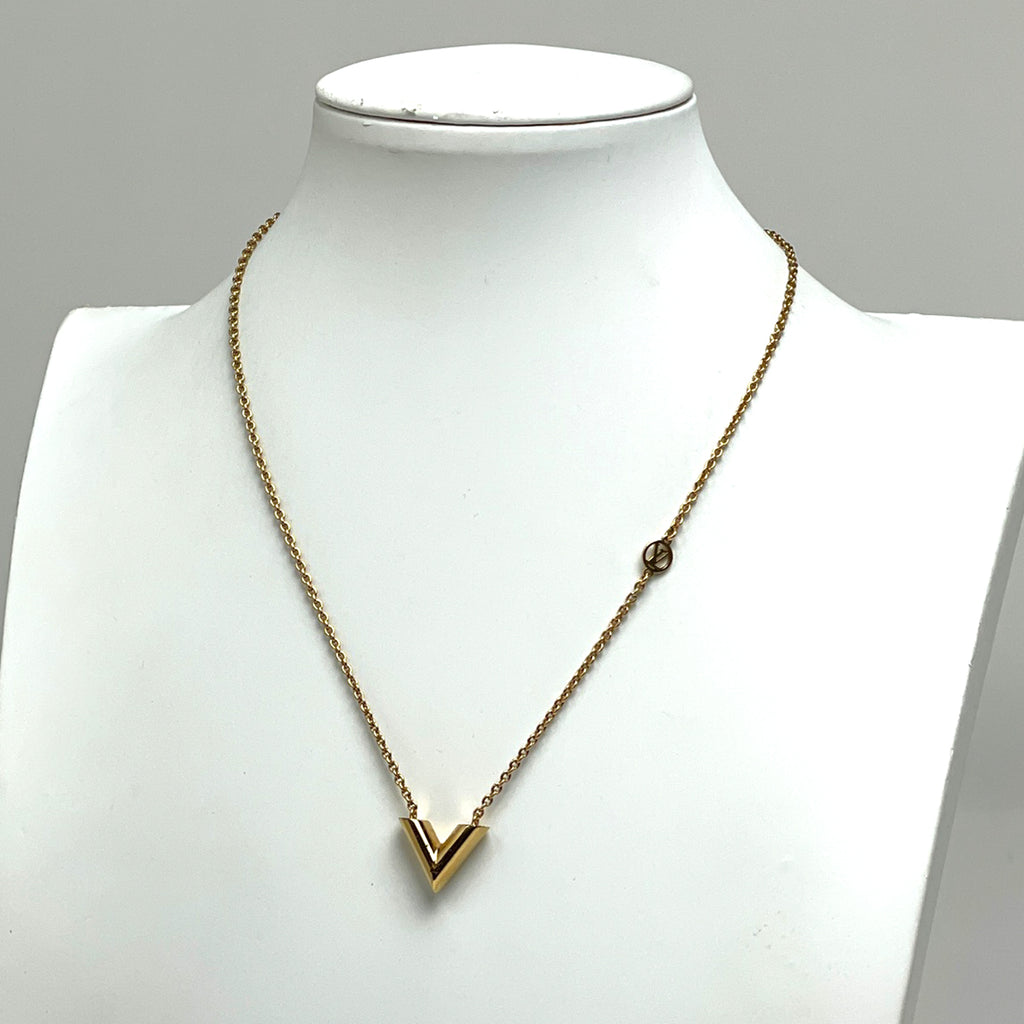 ルイ・ヴィトン エセンシャル V ネックレス ロゴ ネックレス GP