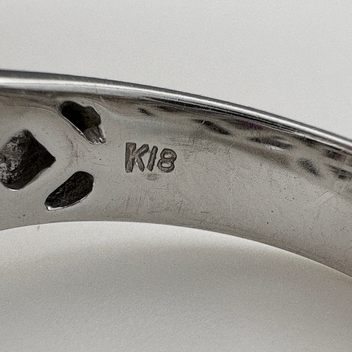 ルビー デザインリング メレダイヤ 指輪 リング 12号 K18 ルビー