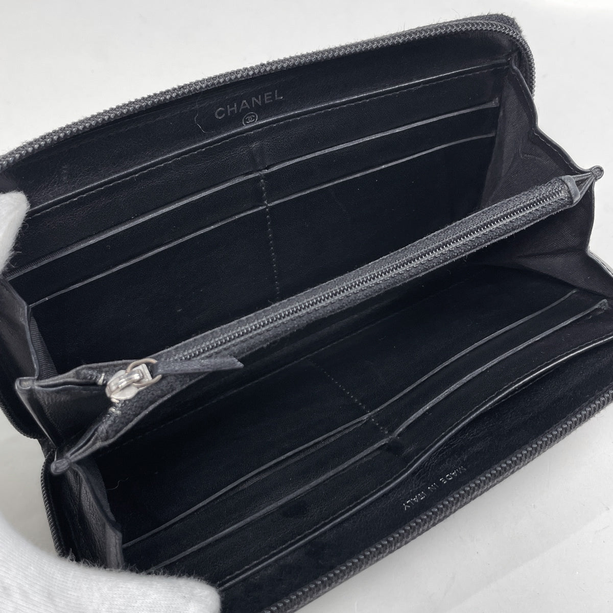 シャネル ココマーク ラウンドファスナー長財布 キャビアスキン