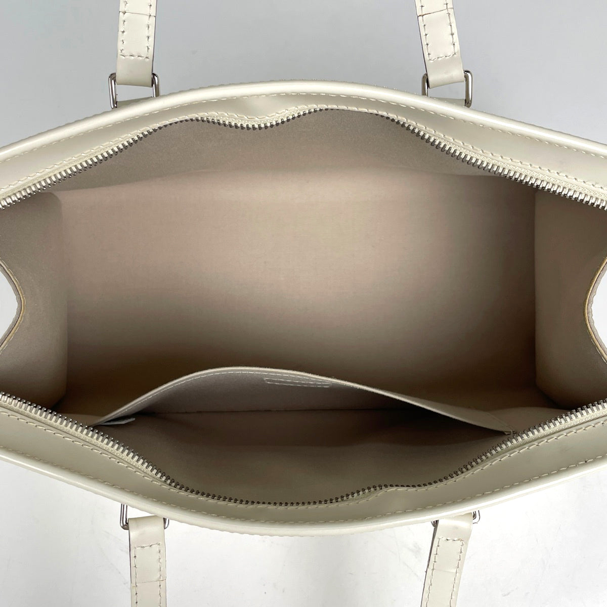 ルイ・ヴィトン マドレーヌPM ショルダーバッグ エピ M5933J